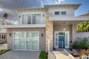 Luxury townhomes in Torrance